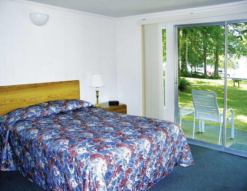 Lake Crescent Lodge Port Crescent Exterior photo